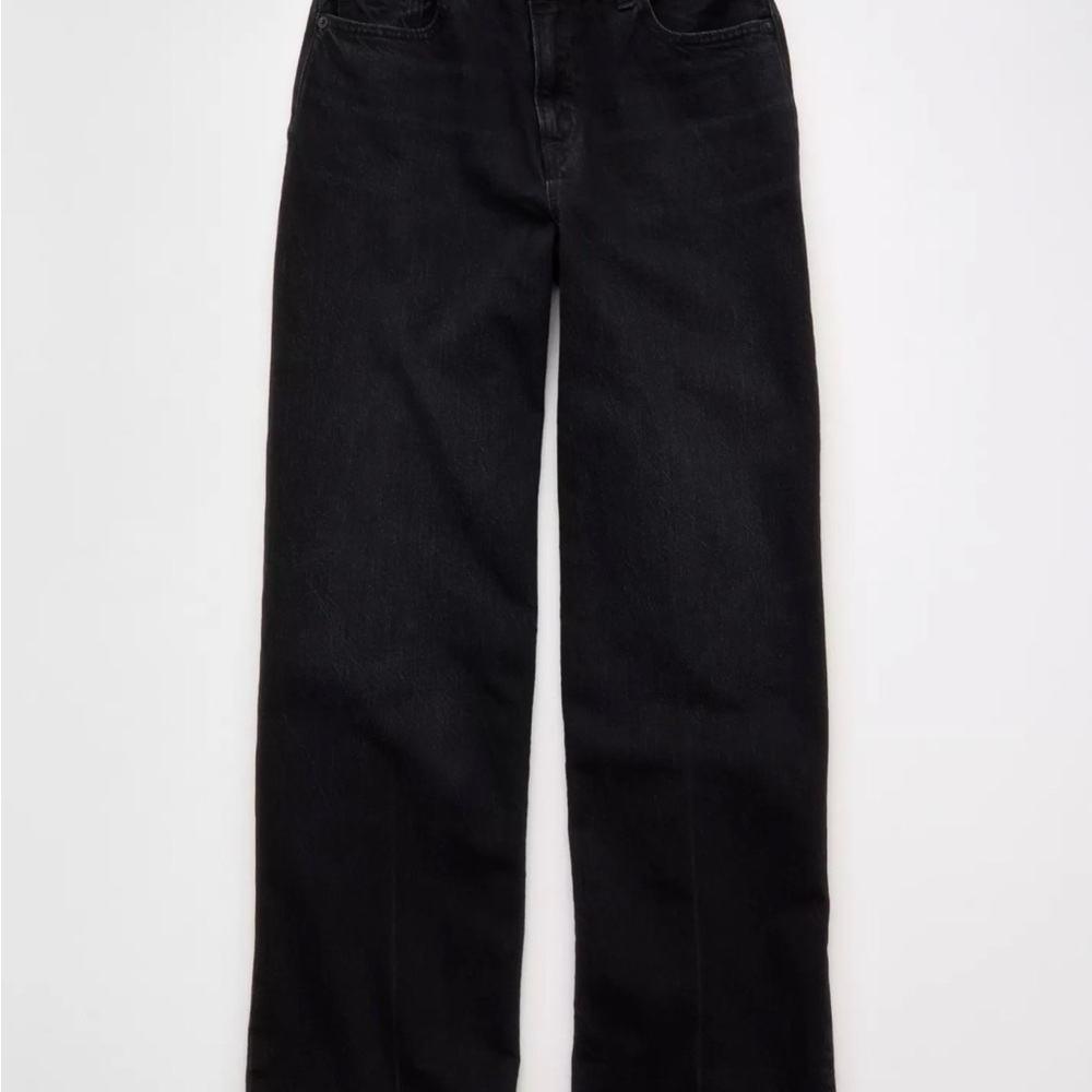 AE Strigid Curvy Super High-Waisted Baggy Straight Jean